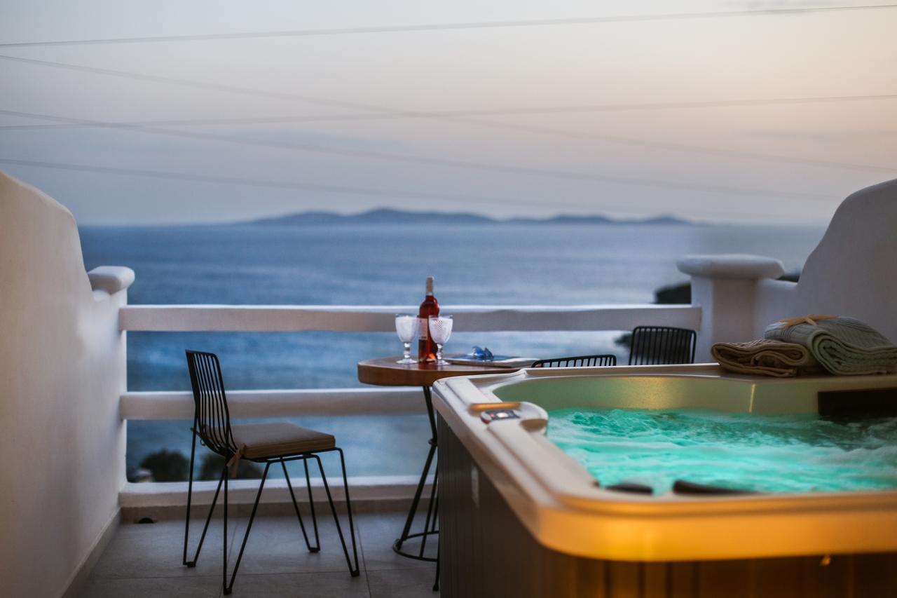 Deluxe Suite Sea View Outdoor Hot Tub